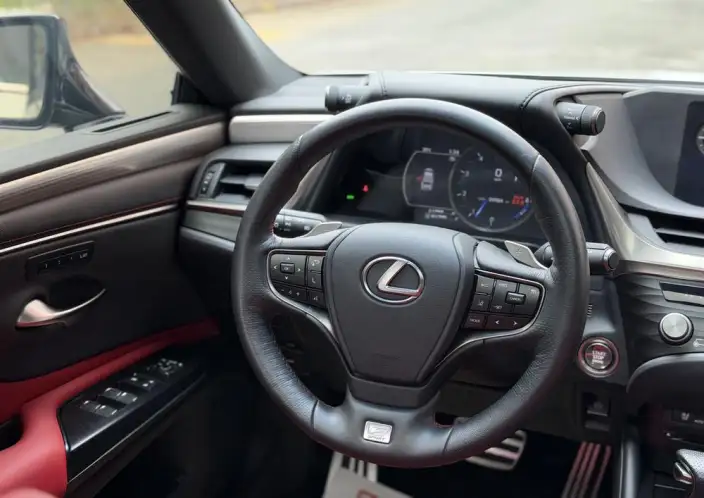 Lexus ES 2023 Model 2.5L Automatic 4WD 5 seat Parallel Imported – фото 7