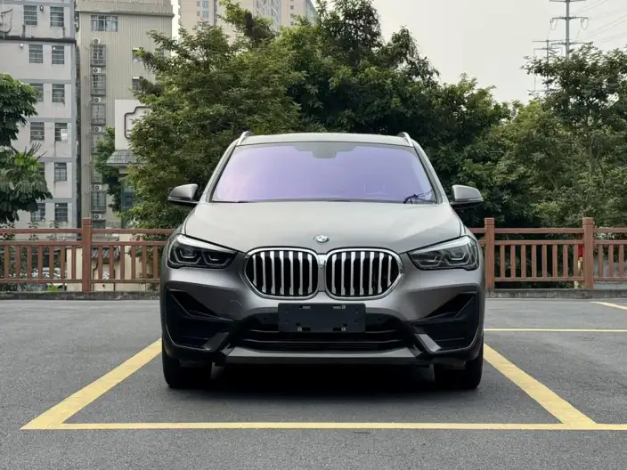 BMW X1 2022 Model sDrive25Li Leading Model – фото 2