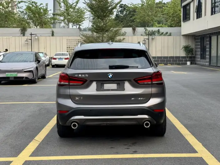 BMW X1 2022 Model sDrive25Li Leading Model – фото 6