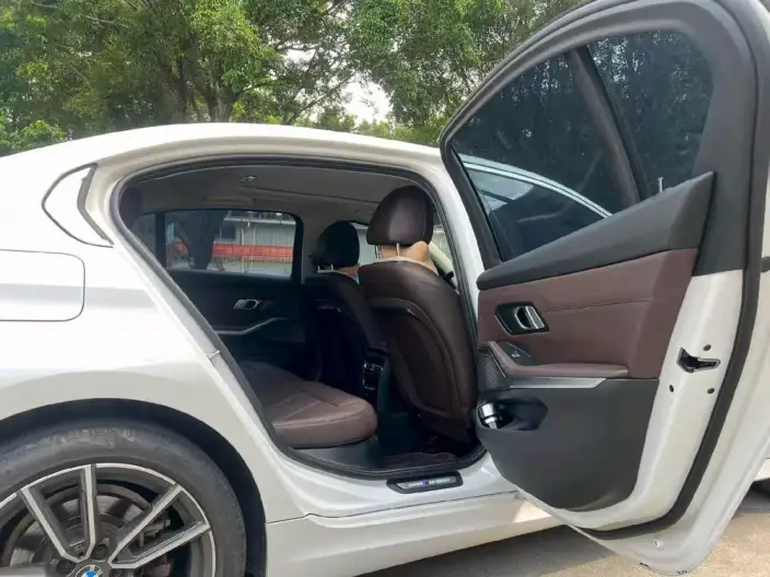 BMW 3 Series 2023 Model 325Li M Sports Set – фото 8
