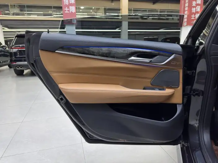 BMW 6 Series GT 2022 Model 630i M Sports Set – фото 7