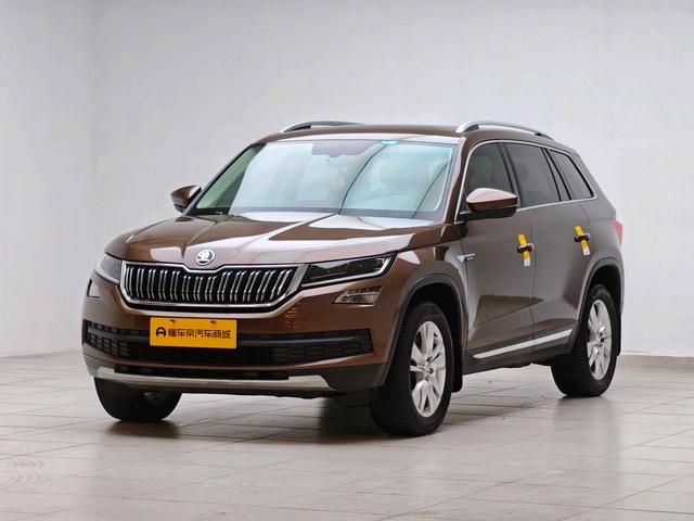 Skoda Kodiaq 2018 модификация TSI330 7 seat 2WD Luxury Premium Edition – фото 1