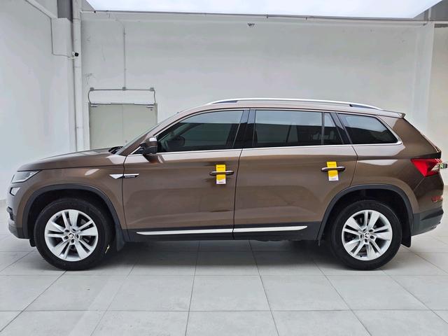 Skoda Kodiaq 2018 модификация TSI330 7 seat 2WD Luxury Premium Edition – фото 4