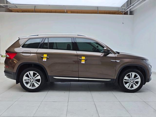 Skoda Kodiaq 2018 модификация TSI330 7 seat 2WD Luxury Premium Edition – фото 8