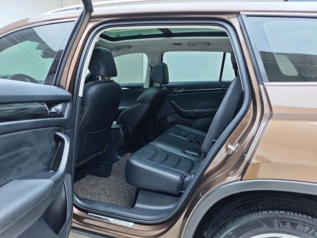 Skoda Kodiaq 2018 модификация TSI330 7 seat 2WD Luxury Premium Edition – фото 18