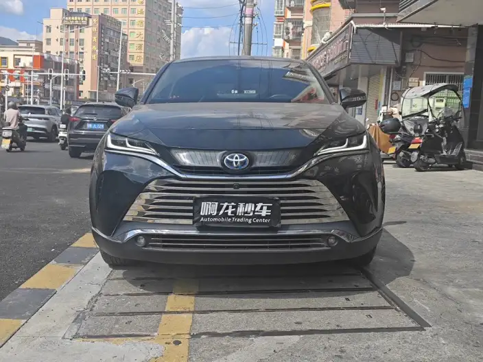 Toyota Harrier 2022 Model Hybrid 2.5L CVT 4WD Exclusive Edition – фото 2