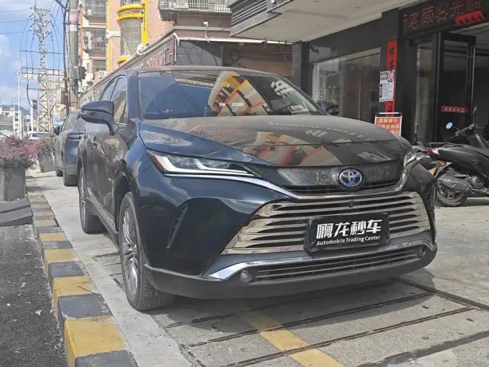 Toyota Harrier 2022 Model Hybrid 2.5L CVT 4WD Exclusive Edition – фото 3