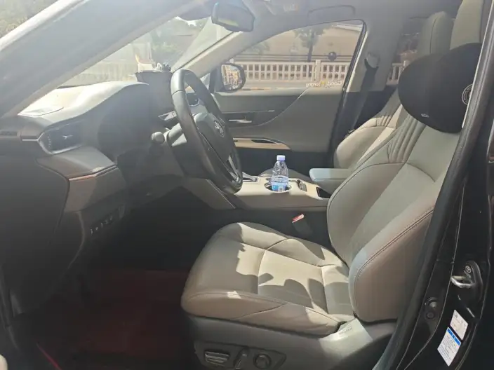 Toyota Harrier 2022 Model Hybrid 2.5L CVT 4WD Exclusive Edition – фото 8