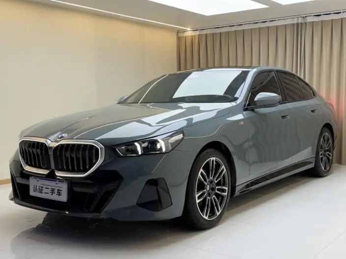 BMW 5 Series Imported 2024 Model 525i M Sports Set – фото 1