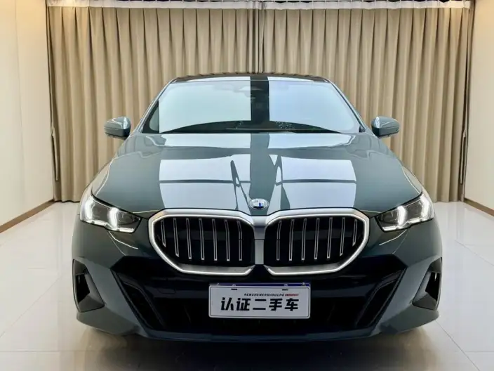 BMW 5 Series Imported 2024 Model 525i M Sports Set – фото 2