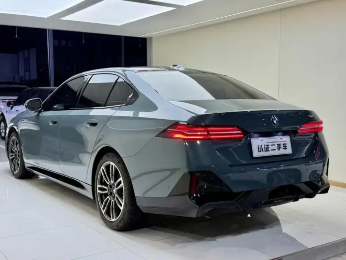 BMW 5 Series Imported 2024 Model 525i M Sports Set – фото 4