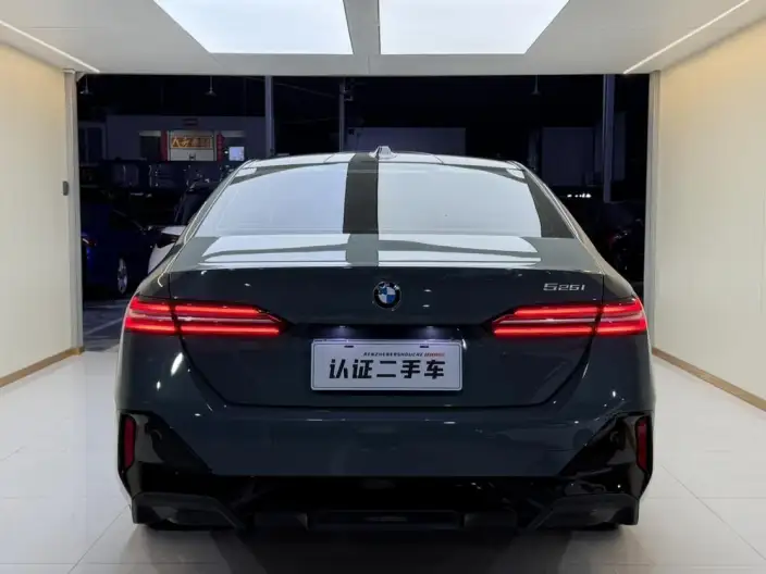 BMW 5 Series Imported 2024 Model 525i M Sports Set – фото 5