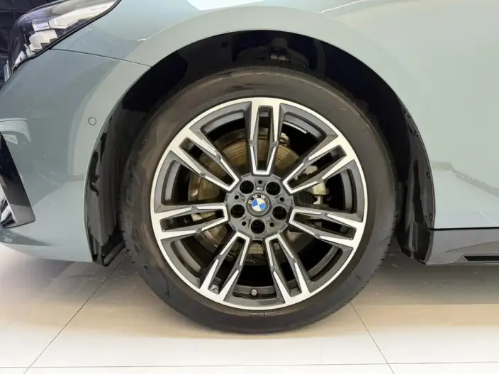 BMW 5 Series Imported 2024 Model 525i M Sports Set – фото 8