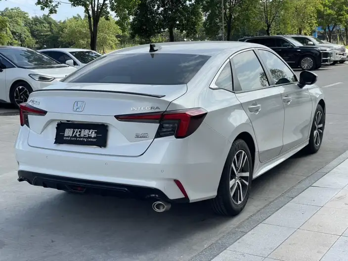 Model Ge 2023 Model 240TURBO CVT Technology Edition – фото 4