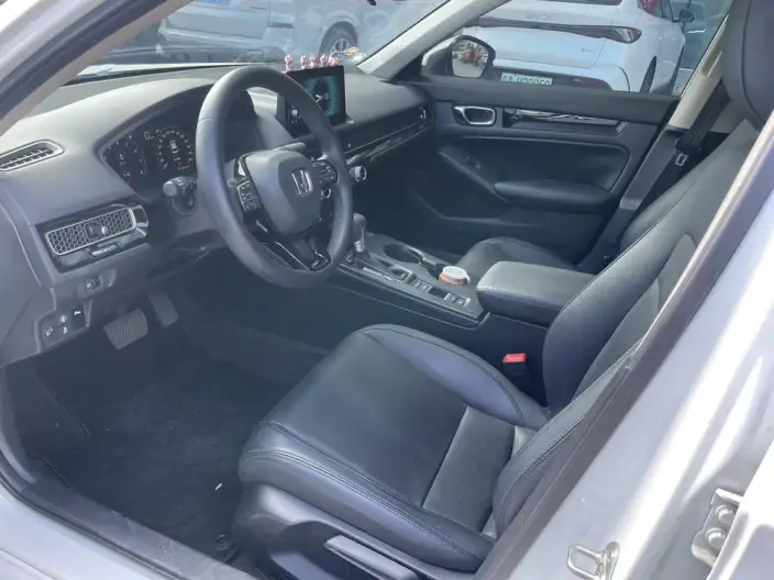 Model Ge 2023 Model 240TURBO CVT Technology Edition – фото 8