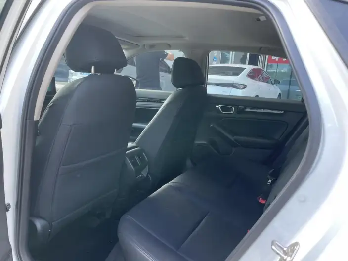 Model Ge 2023 Model 240TURBO CVT Technology Edition – фото 9