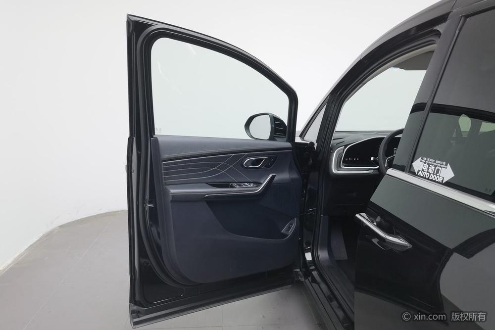Maxus G90 2022 2.0T Star River 6-Passenger Edition – фото 21