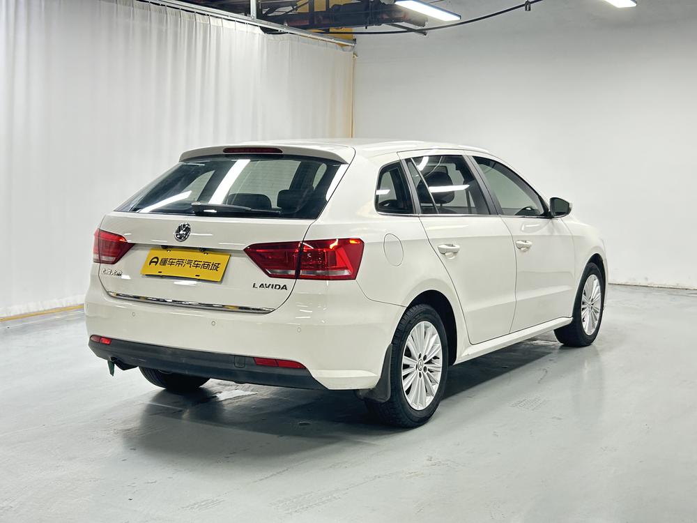 Volkswagen Lamando 2013 1.6L Automatic Comfort – фото 7