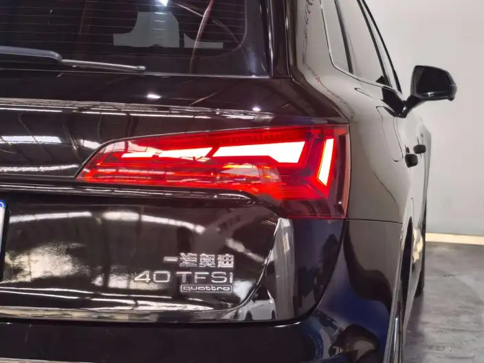 Audi Q5L 2022 Model 40T Luxury Dynamic Model – фото 8