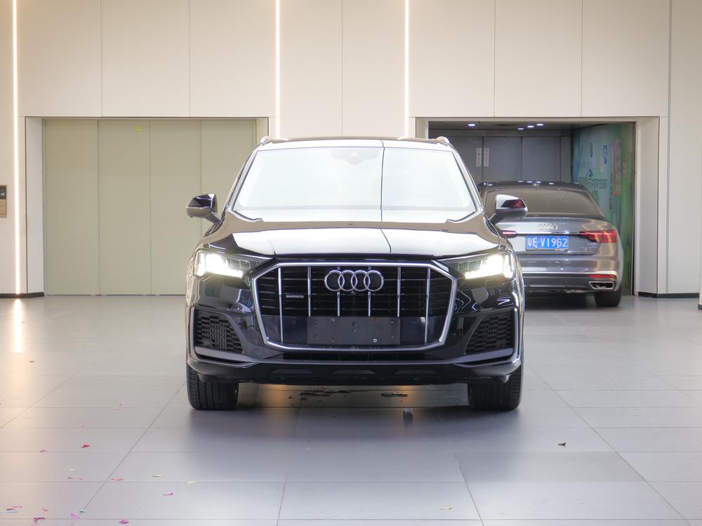 Audi Q7 2020 модификация 55 TFSI quattro S line Sport Sport – фото 2