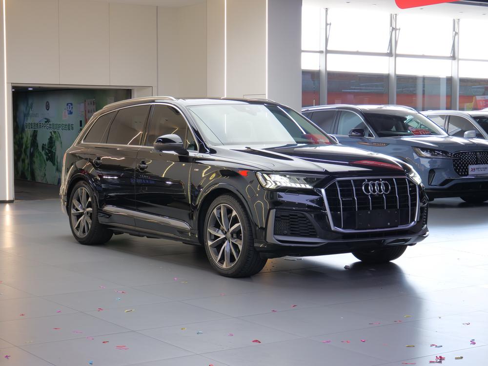 Audi Q7 2020 модификация 55 TFSI quattro S line Sport Sport – фото 3