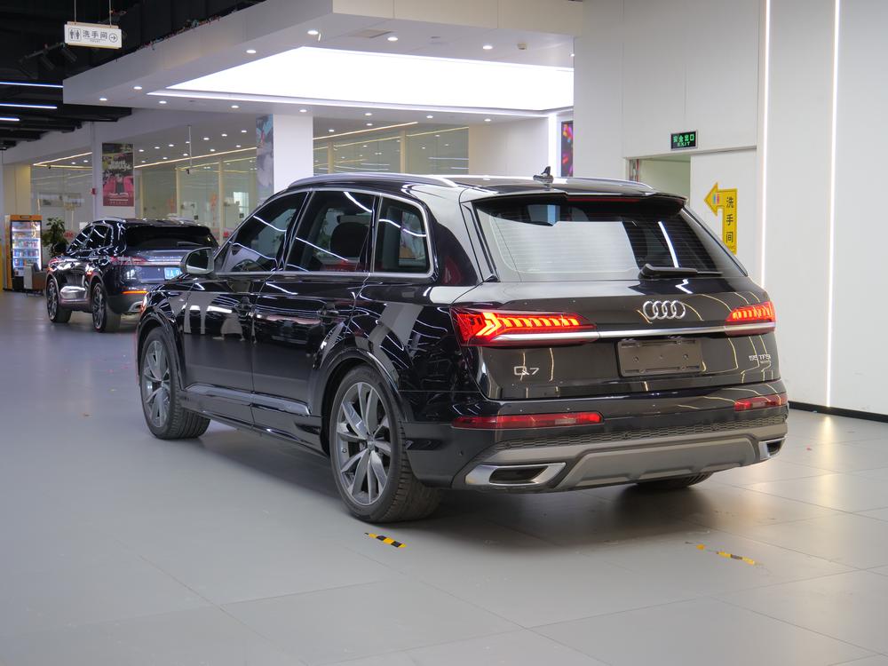 Audi Q7 2020 модификация 55 TFSI quattro S line Sport Sport – фото 5