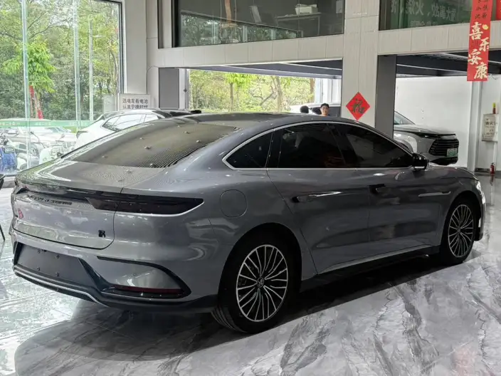 BYD Han DM 2022 Model DM-i 121KM Exclusive Model – фото 10