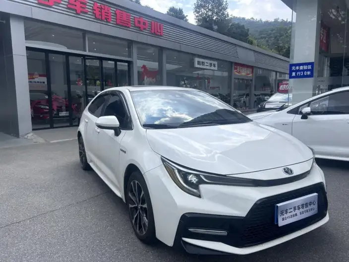 Toyota Levin 2022 Model Hybrid 1.8H E-CVT Sports Edition – фото 3
