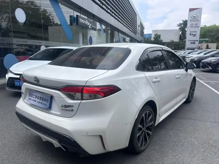 Toyota Levin 2022 Model Hybrid 1.8H E-CVT Sports Edition – фото 6