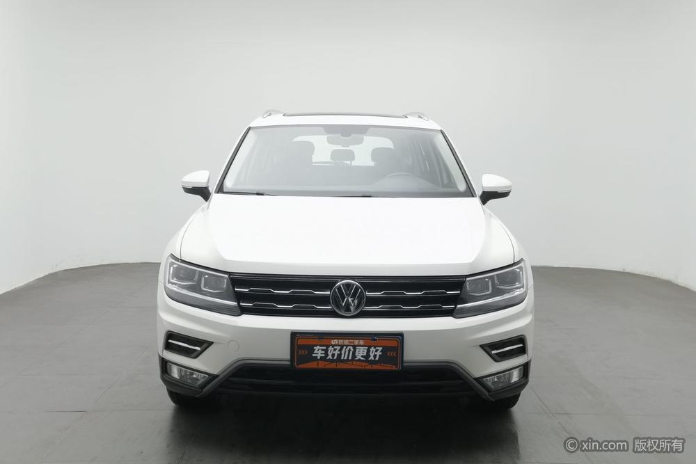Volkswagen Tiguan L 2018 330 TSI Automatic FWD Luxury – фото 2
