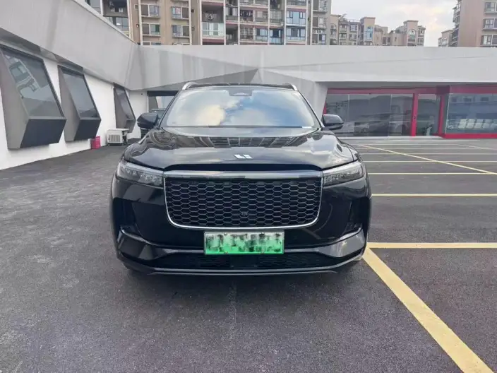 Li Auto ONE 2021 Model Extended Range 6 seat Edition – фото 2