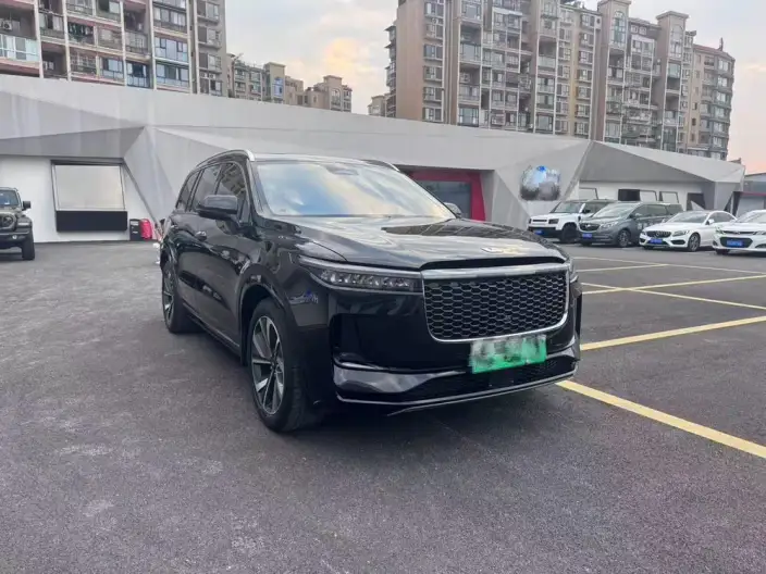 Li Auto ONE 2021 Model Extended Range 6 seat Edition – фото 3
