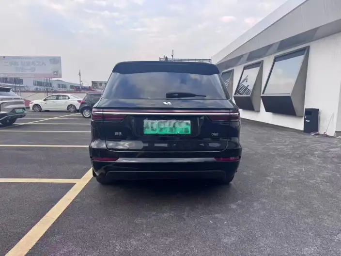 Li Auto ONE 2021 Model Extended Range 6 seat Edition – фото 5