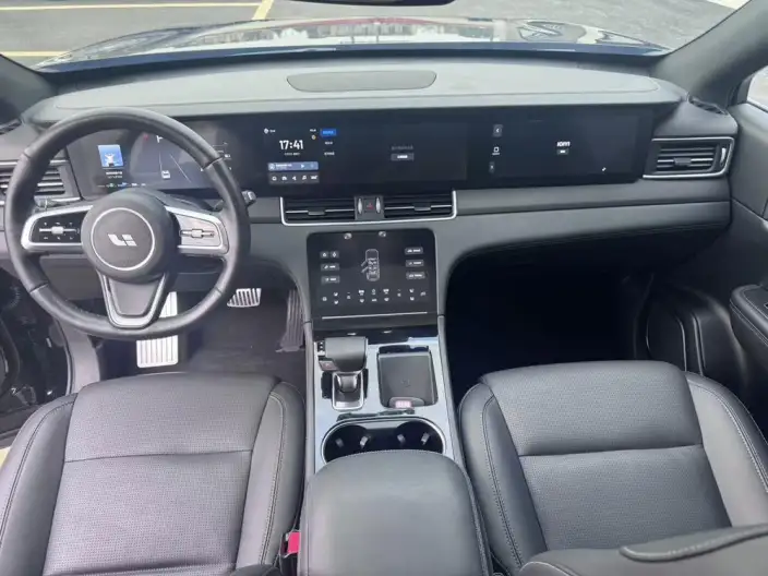 Li Auto ONE 2021 Model Extended Range 6 seat Edition – фото 7