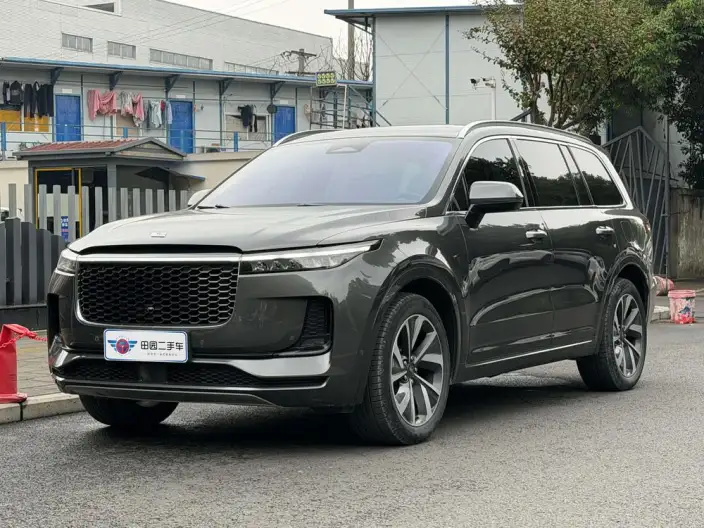 Li Auto ONE 2021 Model Extended Range 6 seat Edition – фото 1