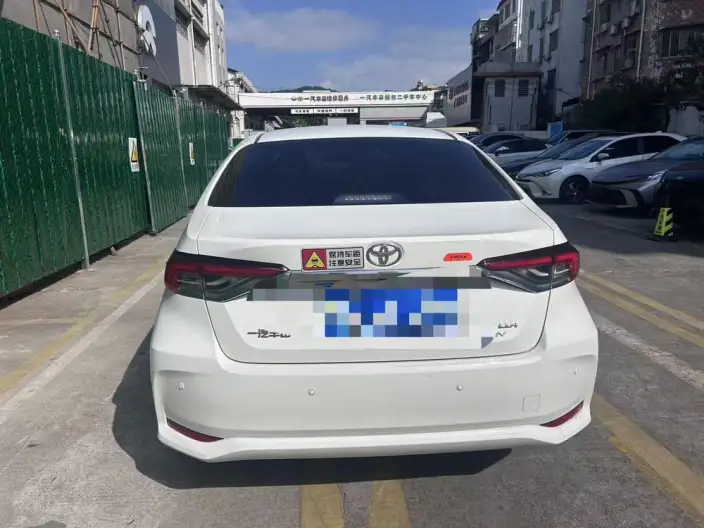 Toyota Corolla 2024 Model Intelligent Hybrid 1.8L E-CVT Elite Edition – фото 5