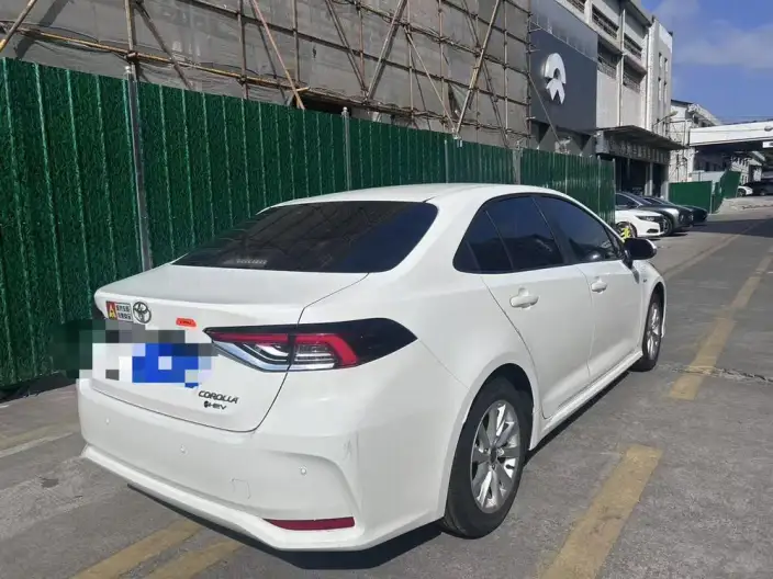 Toyota Corolla 2024 Model Intelligent Hybrid 1.8L E-CVT Elite Edition – фото 6