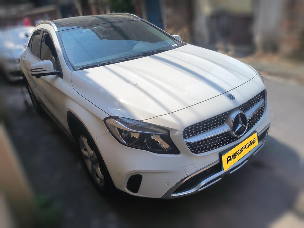 Mercedes-Benz GLA 2018 модификация GLA 200 Dynamic – фото 3