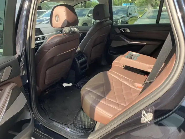 BMW X5 2022 Model xDrive 30Li Exclusive Model M Sports Set – фото 9