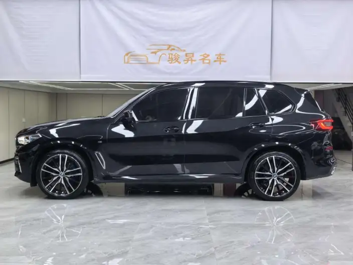 BMW X5 2022 Model Facelift xDrive 40Li Exclusive Model M Sports Set – фото 4