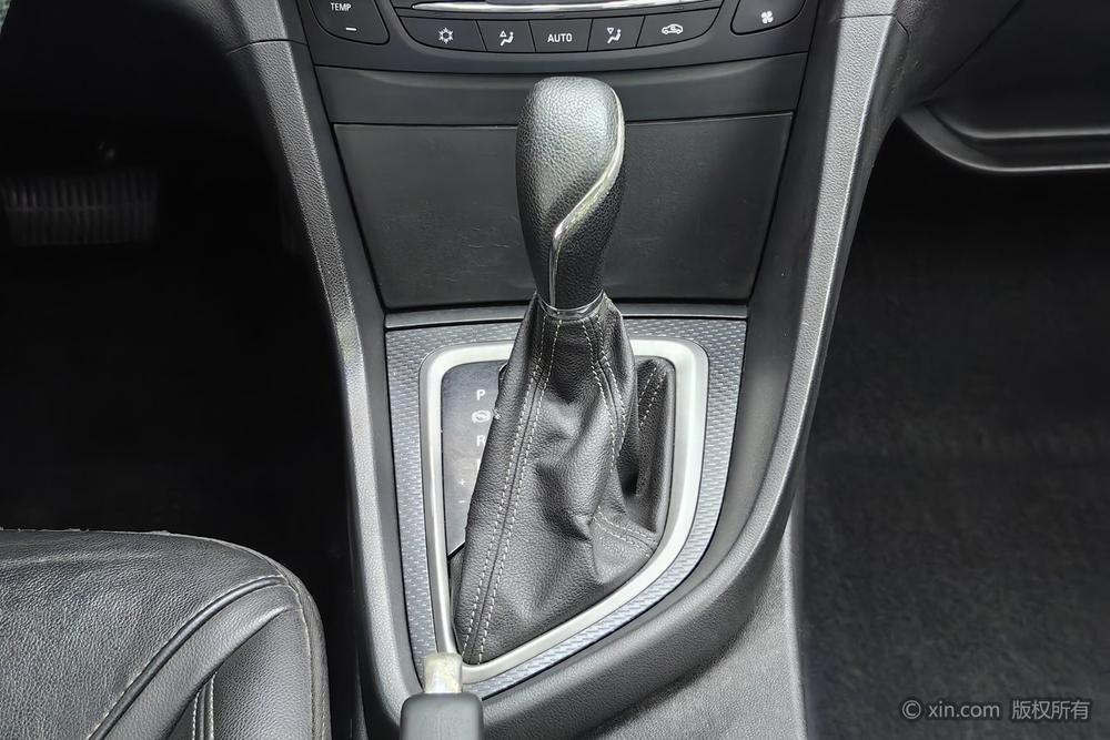 Buick Excelle 2019 18T Automatic Connected Elite China VI – фото 16