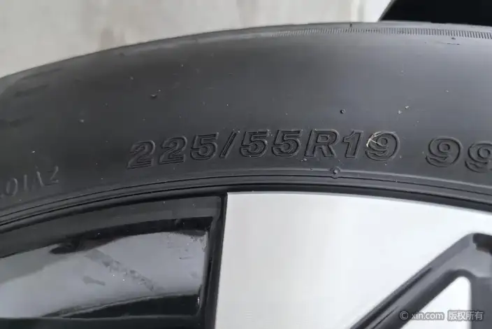 Roewe eRX5 2023 Model Chao Hybrid Zunrong Edition – фото 10