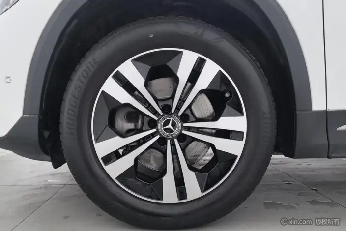 Mercedes-Benz GLA 2023 Model GLA 220 – фото 9