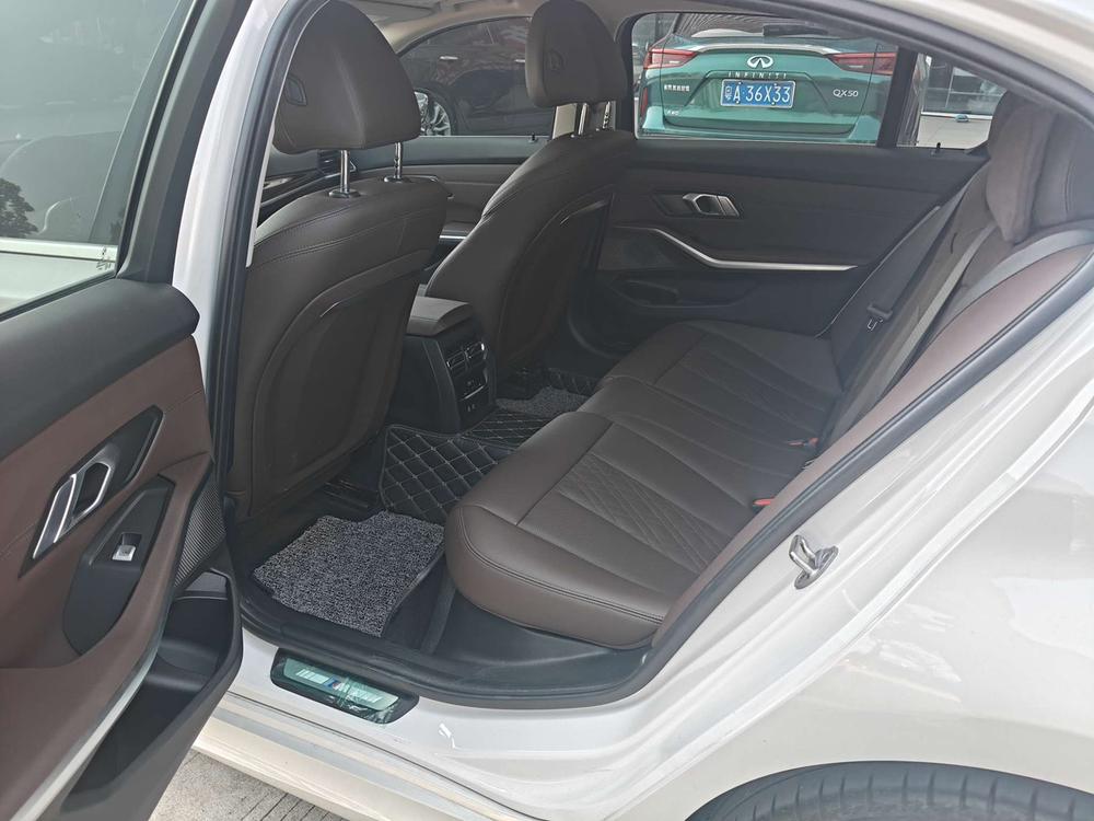 BMW 3 Series 2023 320Li M Sport Package – фото 9