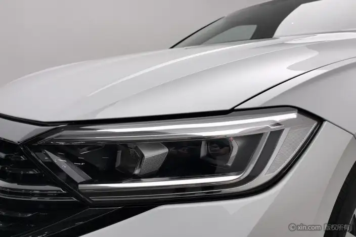 Volkswagen Sagitar 2024 Model 200TSI DSG Flying Version – фото 7