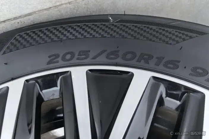 Volkswagen Sagitar 2024 Model 200TSI DSG Flying Version – фото 10
