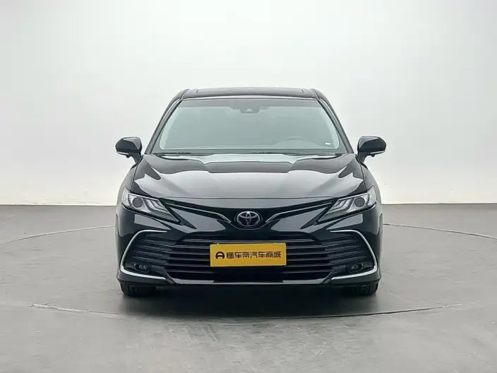 Toyota Camry 2022 Model 2.0G Deluxe Edition – фото 2