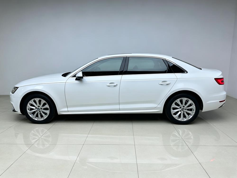 Audi A4L 2017 Plus 40 TFSI Entry – фото 4