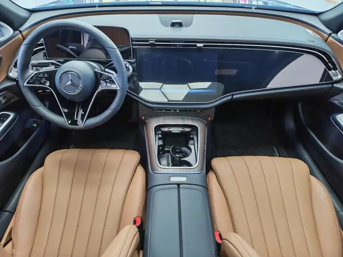 Mercedes-Benz E-Class 2025 Model E 300 L Luxury Model sedan – фото 7