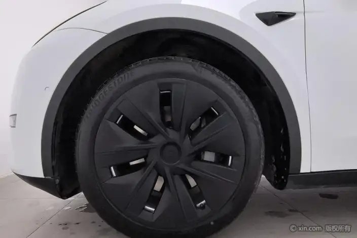 Model Y 2022 Model Facelift Long Battery Life Pro All-wheel drive version – фото 7